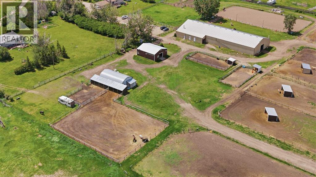 283082 Township Road 254 - 1