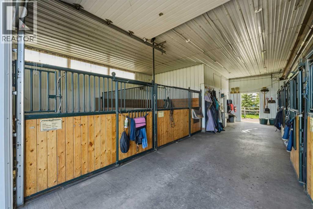 283082 Township Road 254 - 48