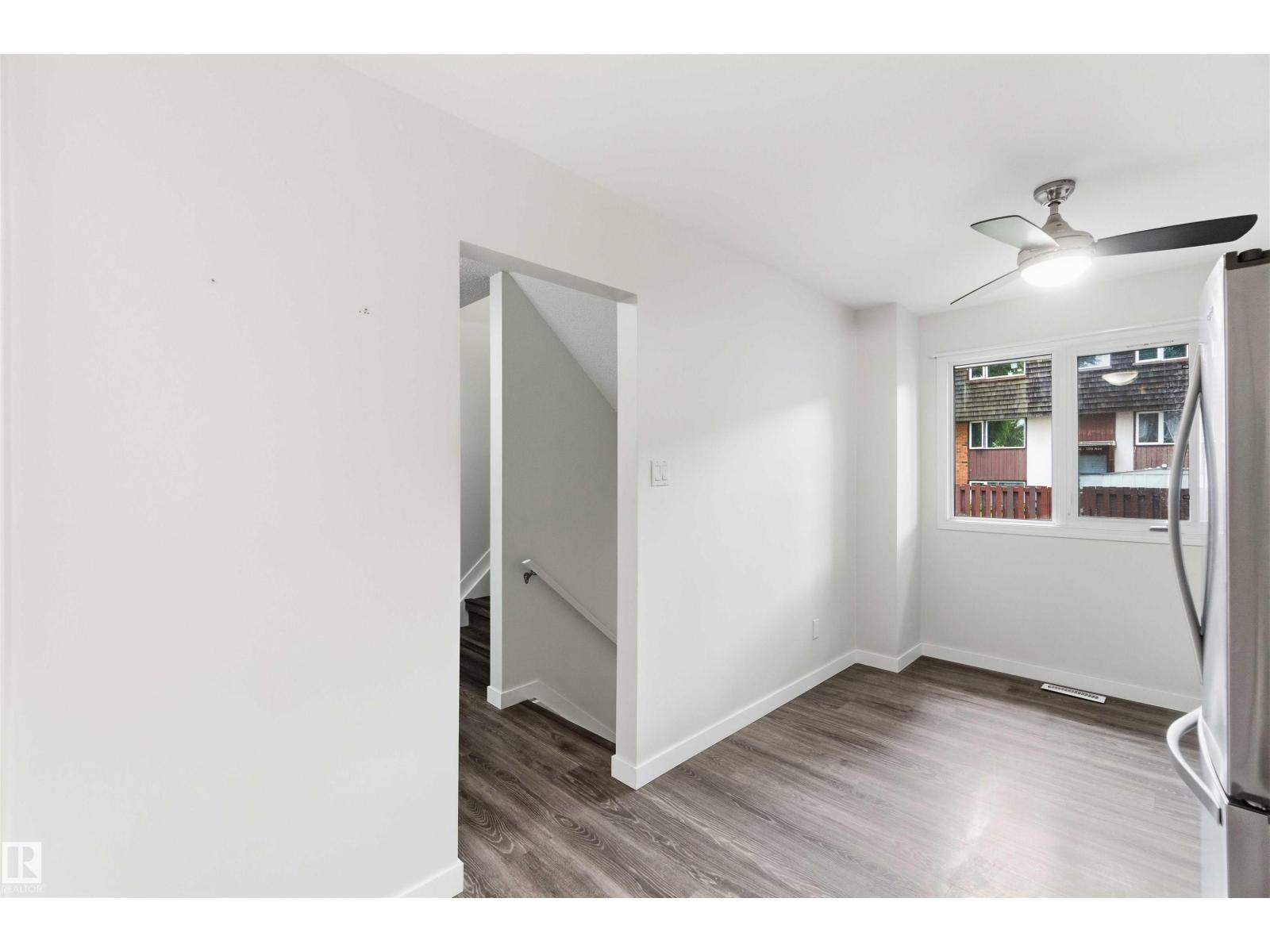 3312 106 AV NW - 10