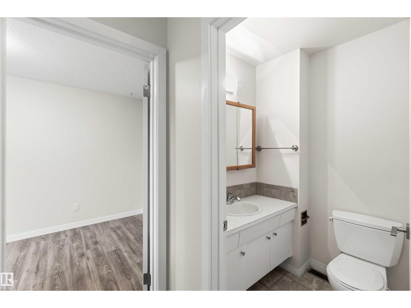 3312 106 AV NW - 24