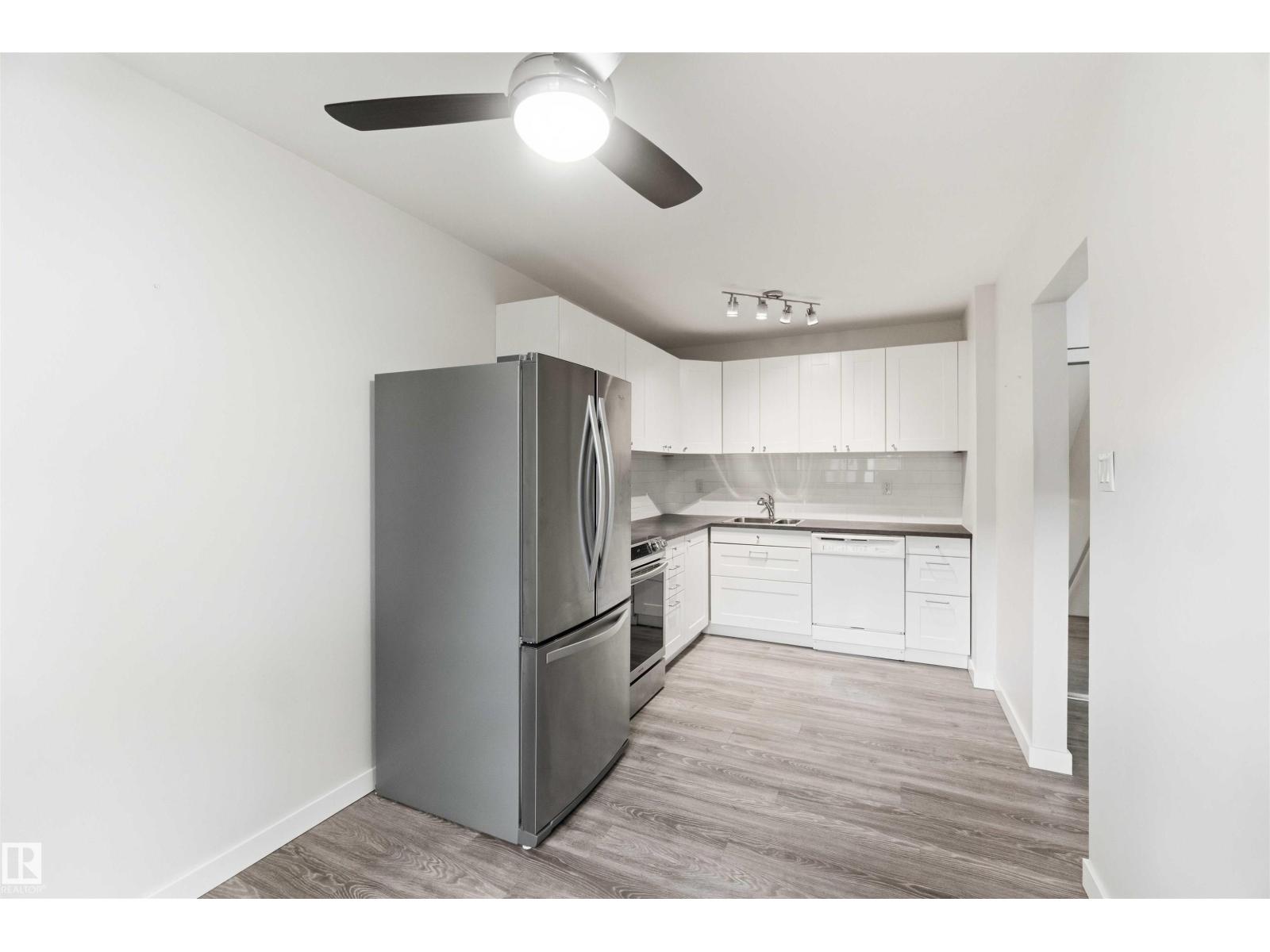 3312 106 AV NW - 8