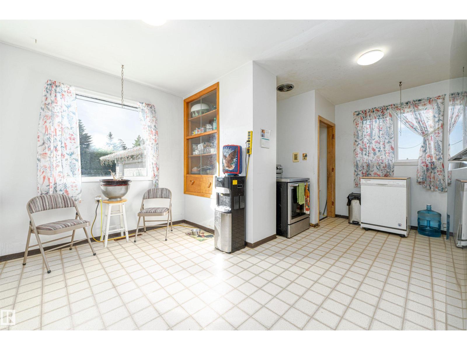#73 21252 TWP ROAD 540 - 16