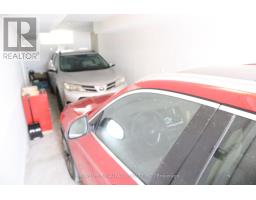 40 Clippers Crescent, Whitchurch Stouffville, ON L4A4X7 Photo 9
