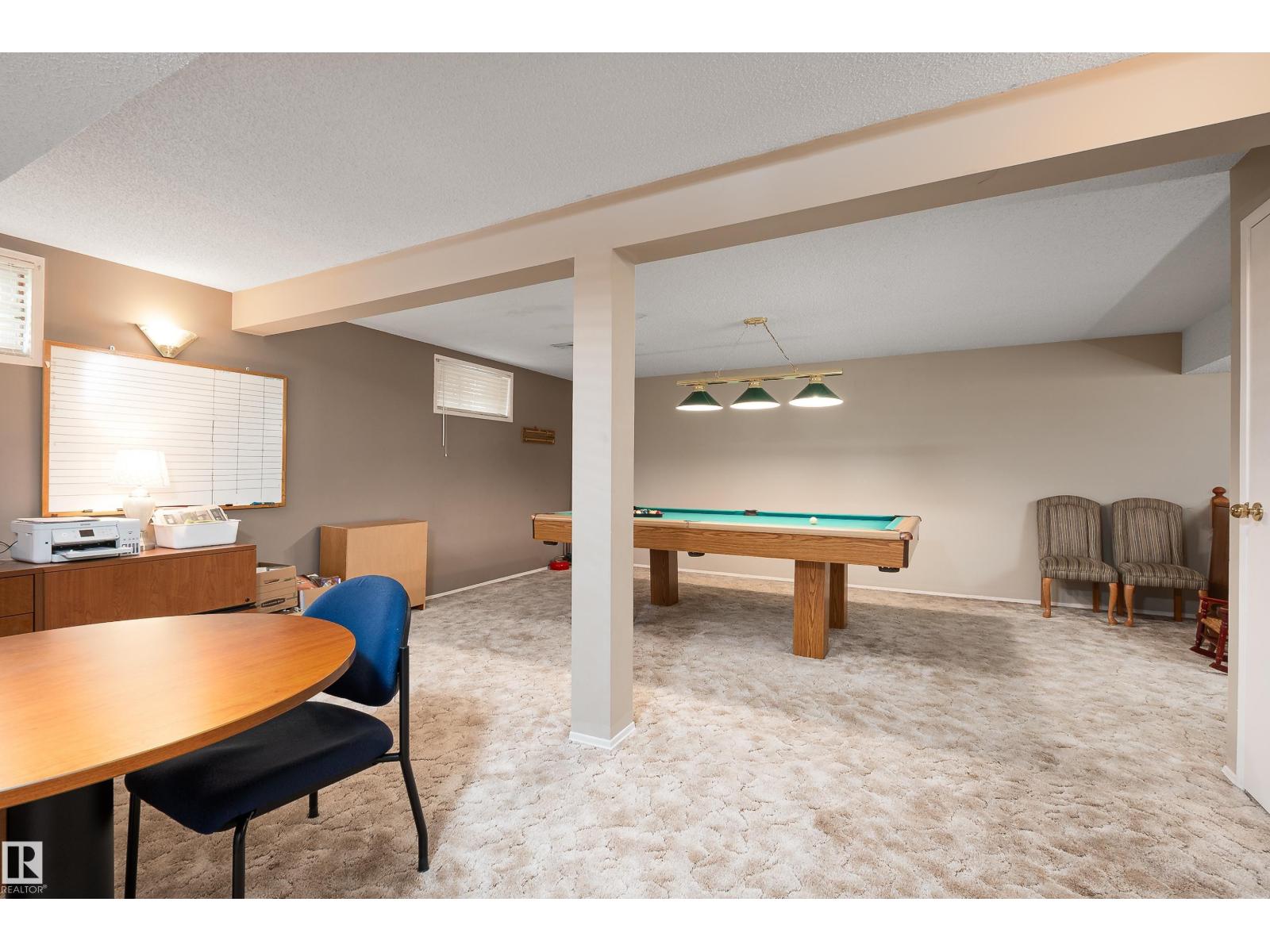 11028 11 AV NW — photo 39