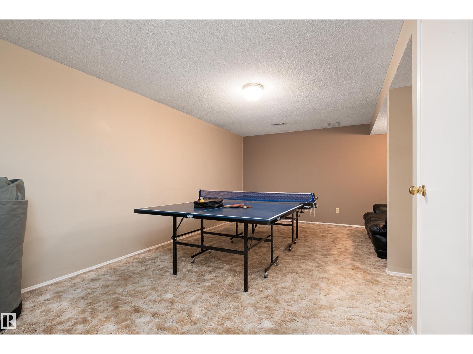 11028 11 AV NW — photo 41