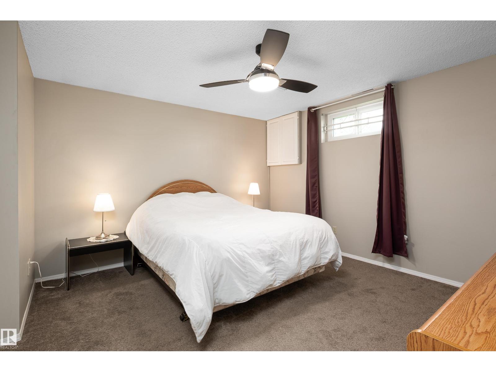 11028 11 AV NW — photo 42