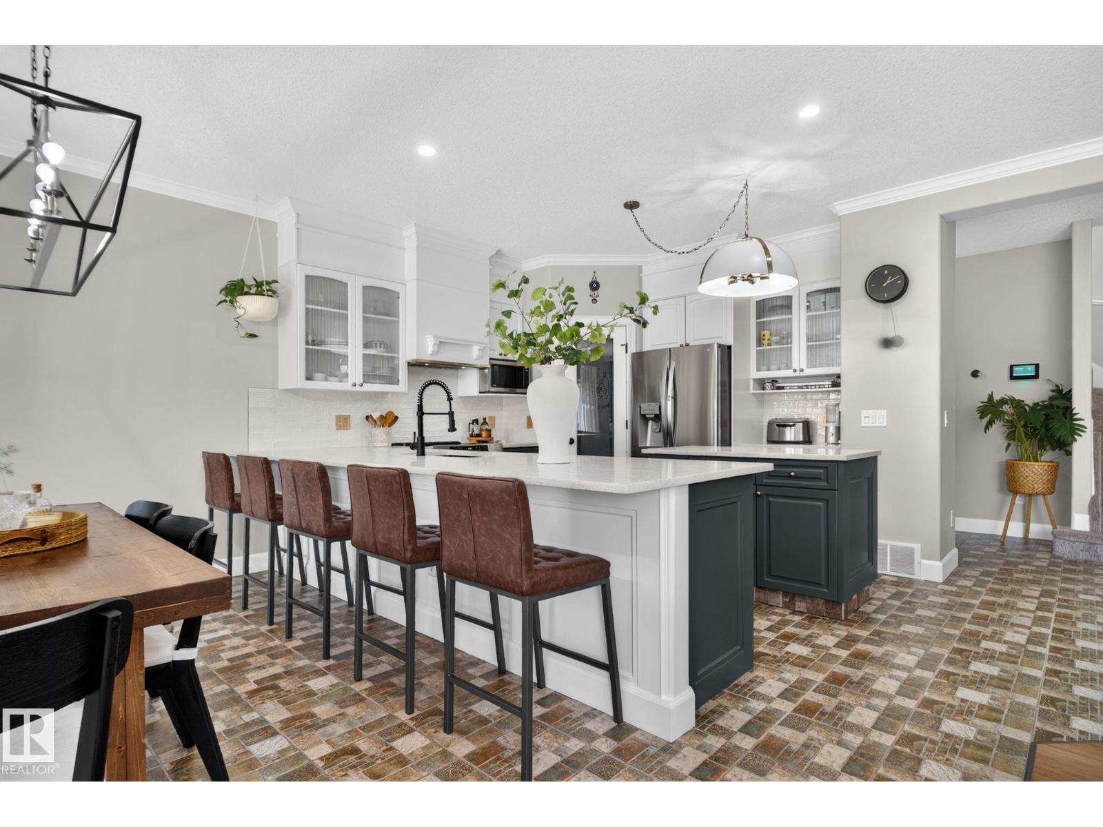 10615 181 AV NW — photo 10