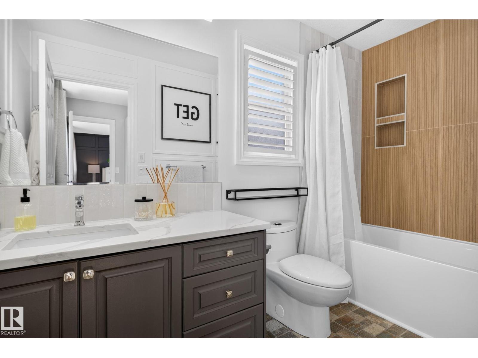 10615 181 AV NW — photo 31