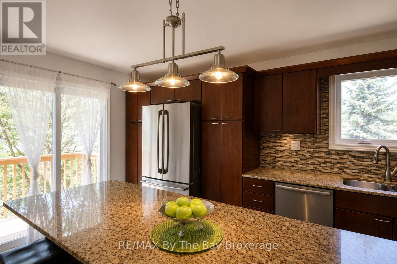 2 BIRCHMOUNT CIRCLE - 16