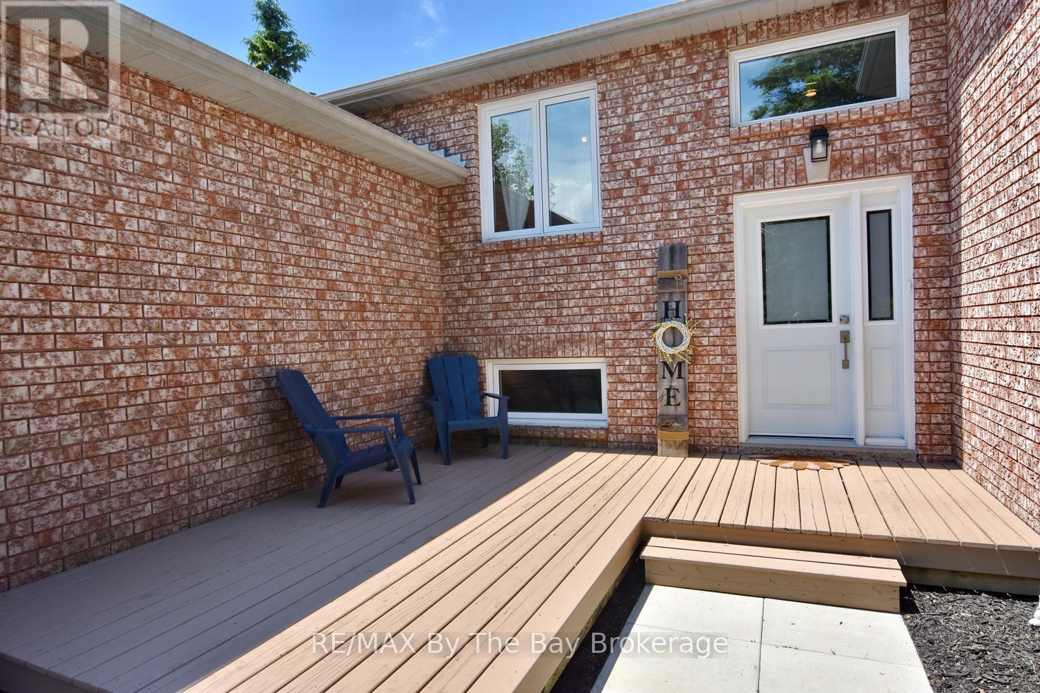 2 BIRCHMOUNT CIRCLE - 8