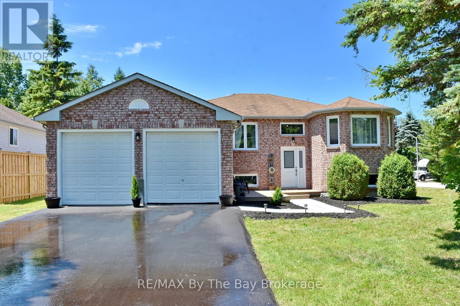 2 BIRCHMOUNT CIRCLE - 7