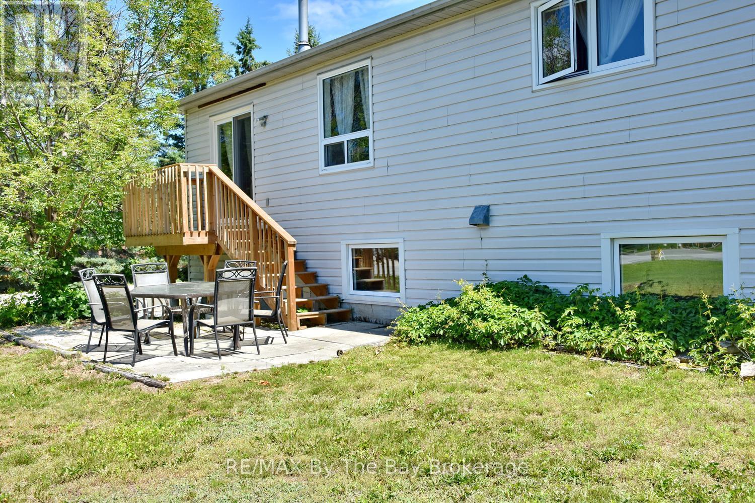 2 BIRCHMOUNT CIRCLE - 38