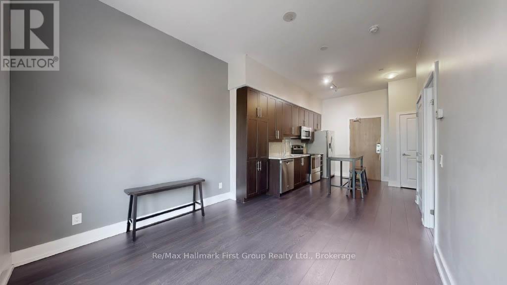 #103 1215 BAYLY STREET - 10