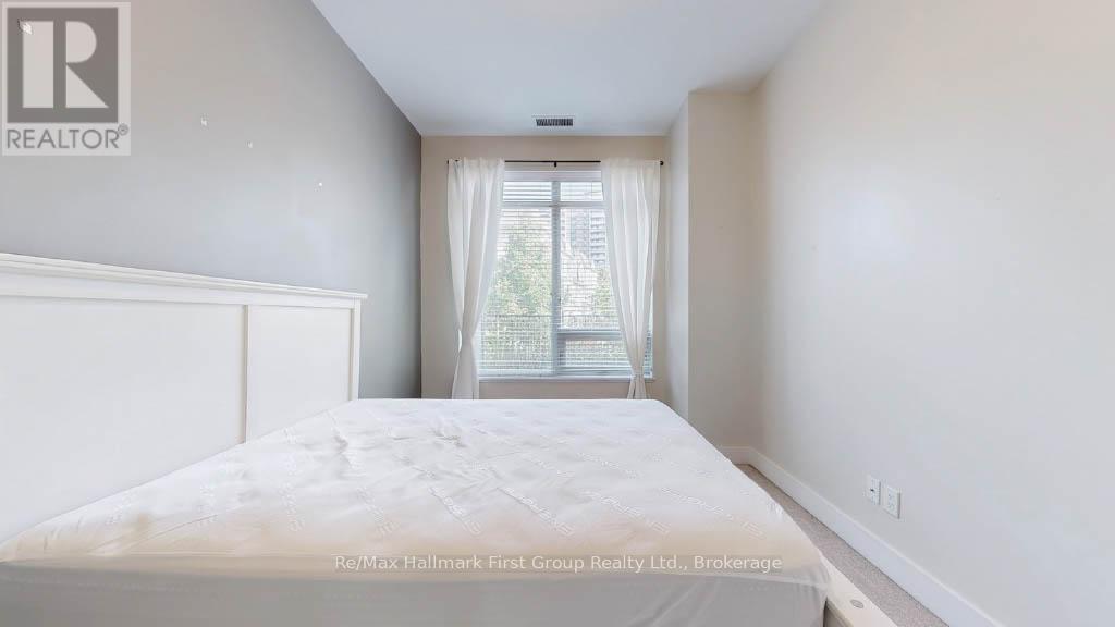#103 1215 BAYLY STREET - 18