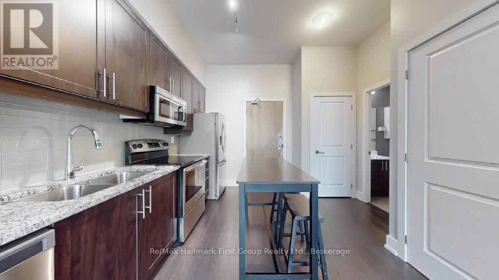 #103 1215 BAYLY STREET - 23