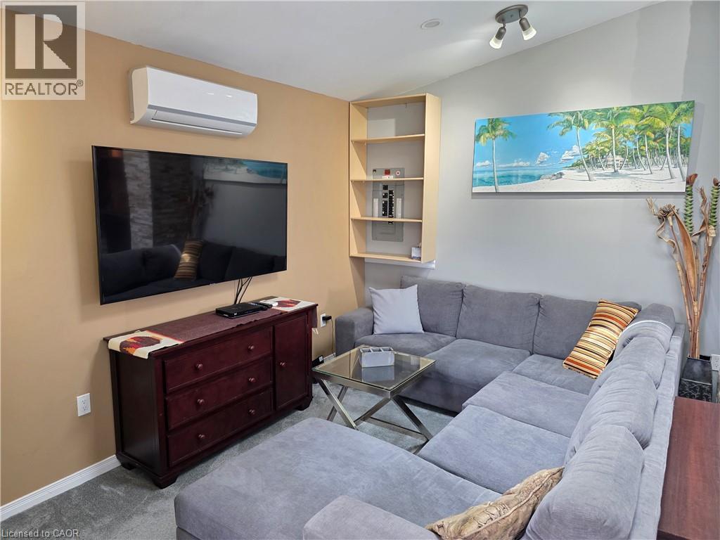 16 FOREST HILL Road - 20