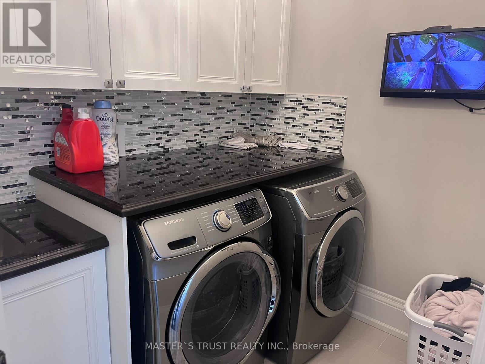 337 HORSHAM AVENUE - 32