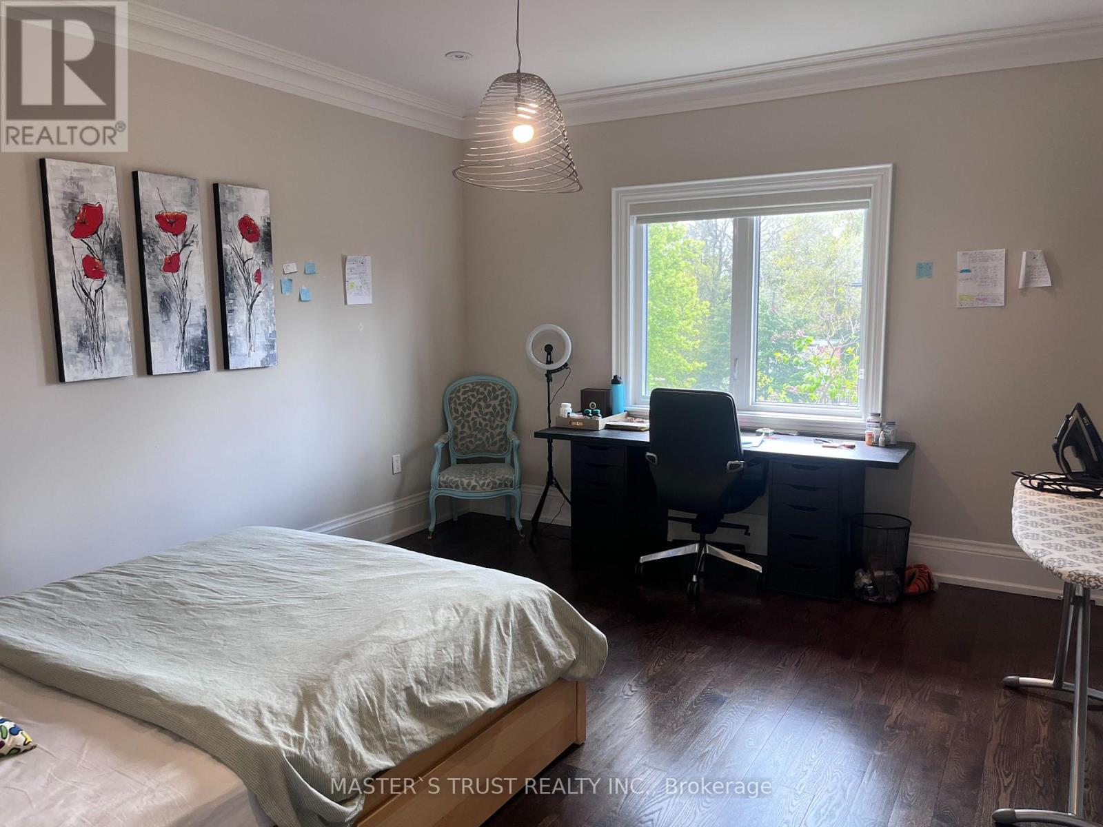337 HORSHAM AVENUE - 34