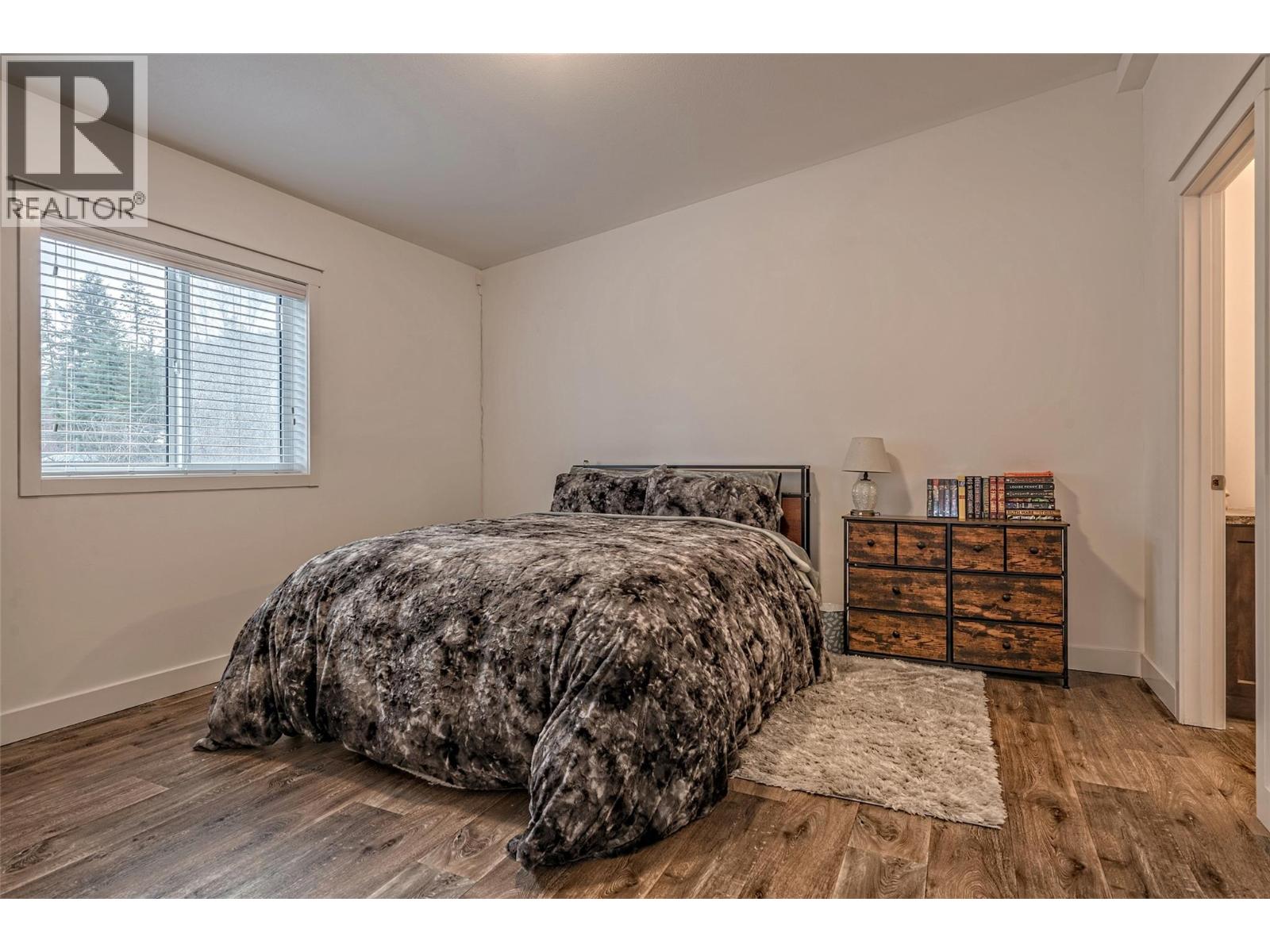 9369 Keithley Road - 9