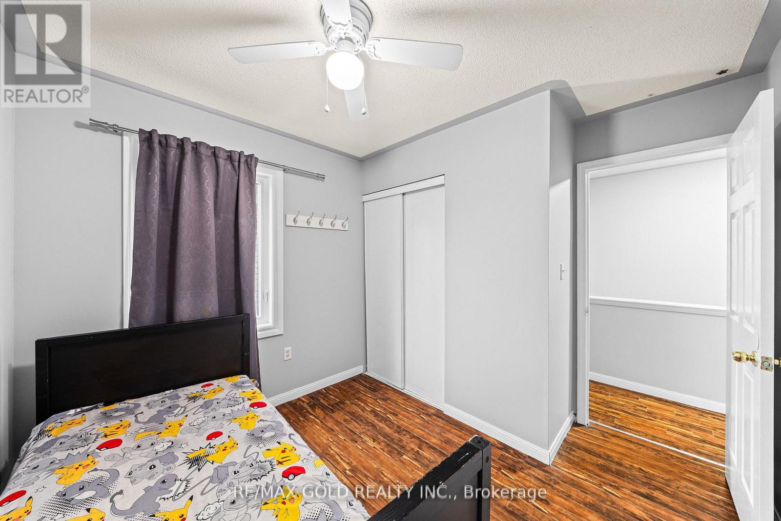92 DANDELION ROAD - 32