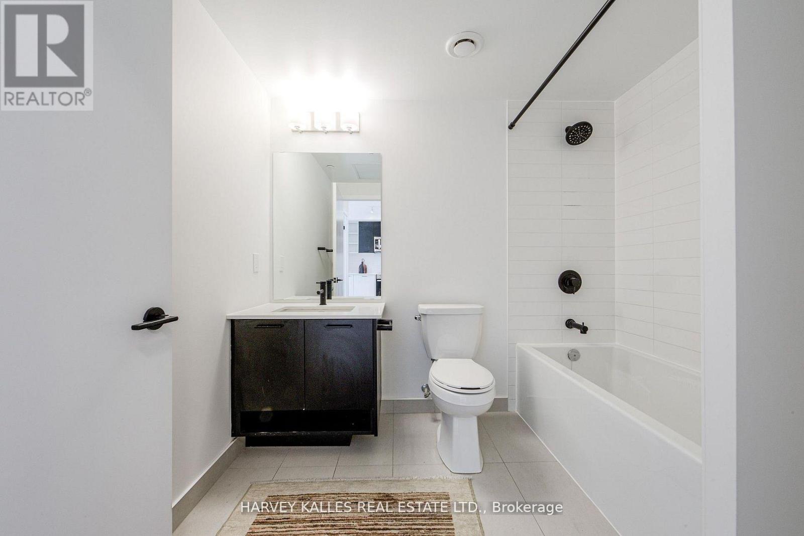 #1001 2300 ST CLAIR AVENUE W - 17