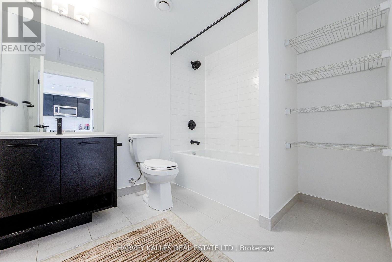 #1001 2300 ST CLAIR AVENUE W - 18
