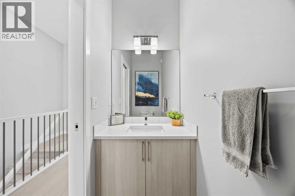 108 Wolf Crescent — photo 32