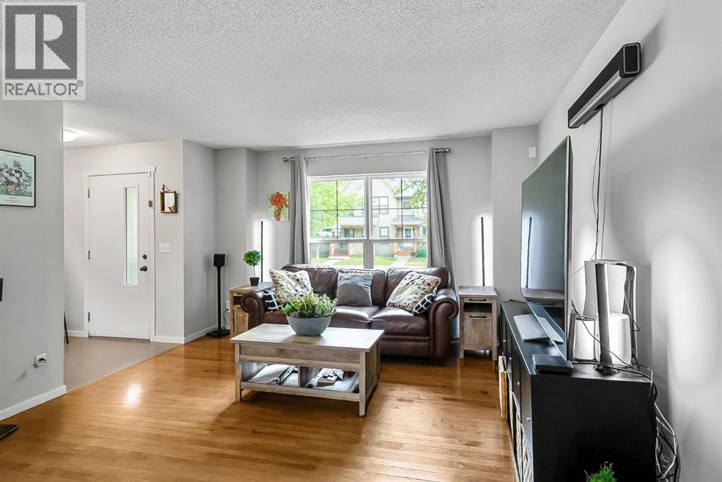 111 Walden Drive SE - photo 4