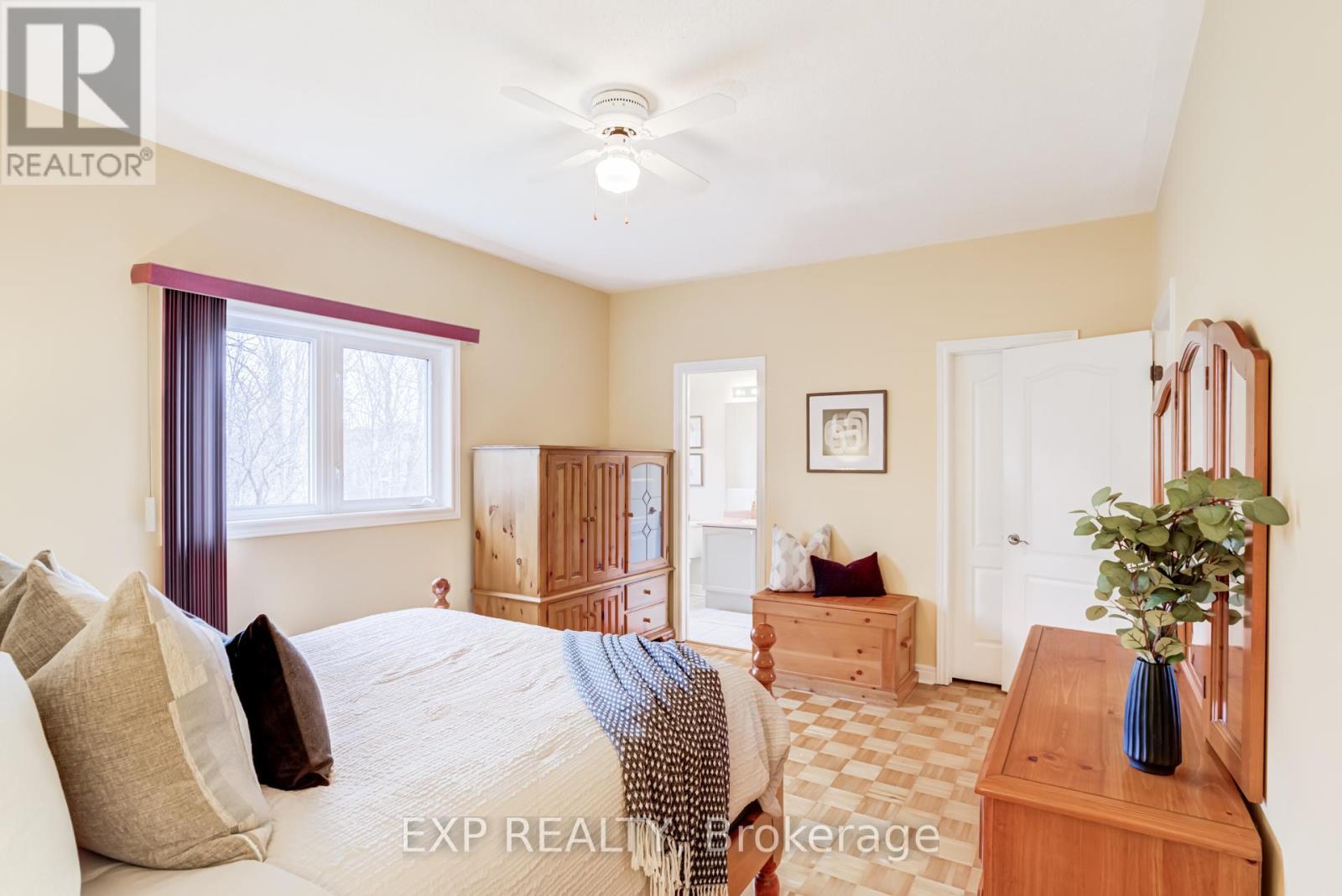 13 BLUEBERRY HILL COURT - 23