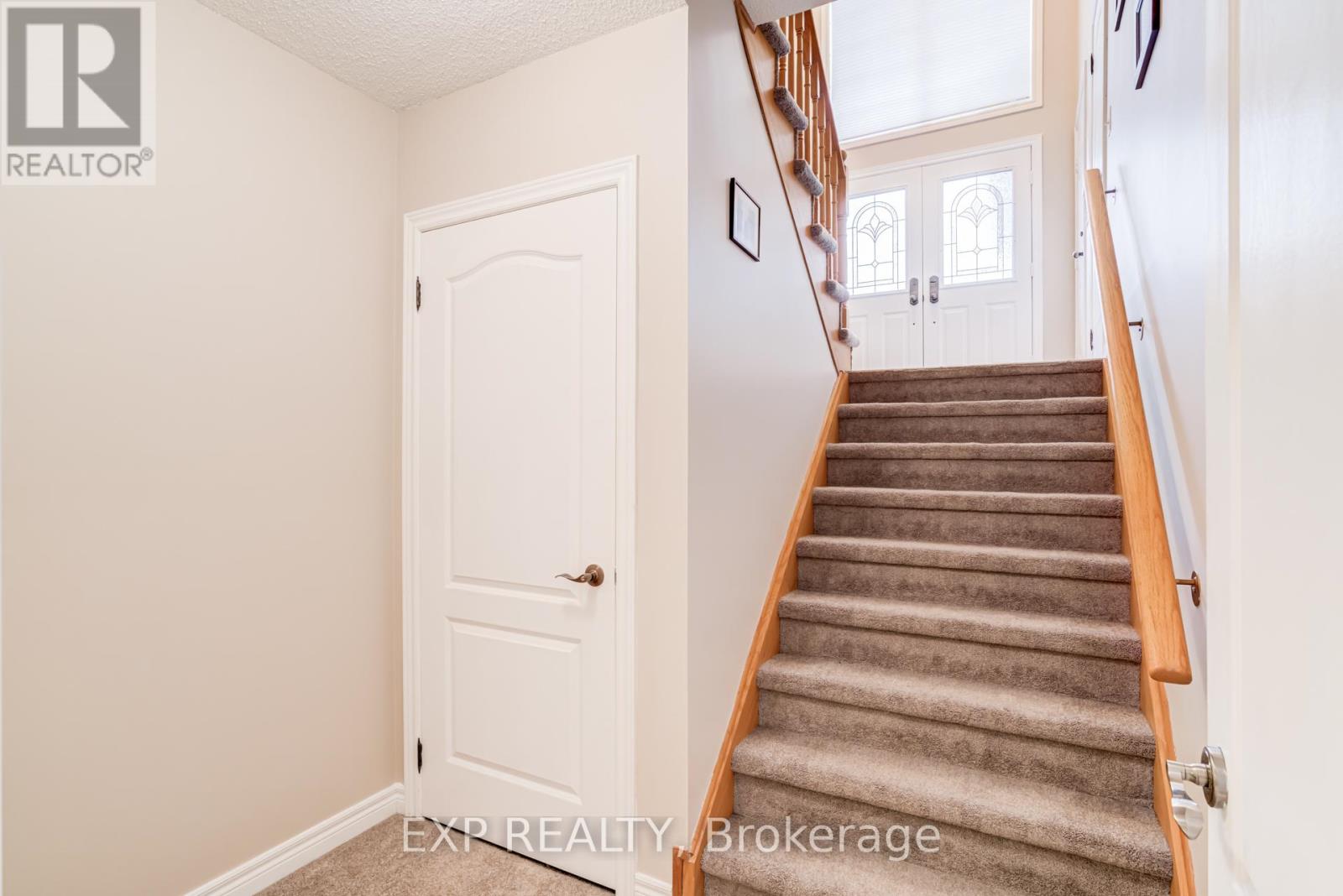 13 BLUEBERRY HILL COURT - 31
