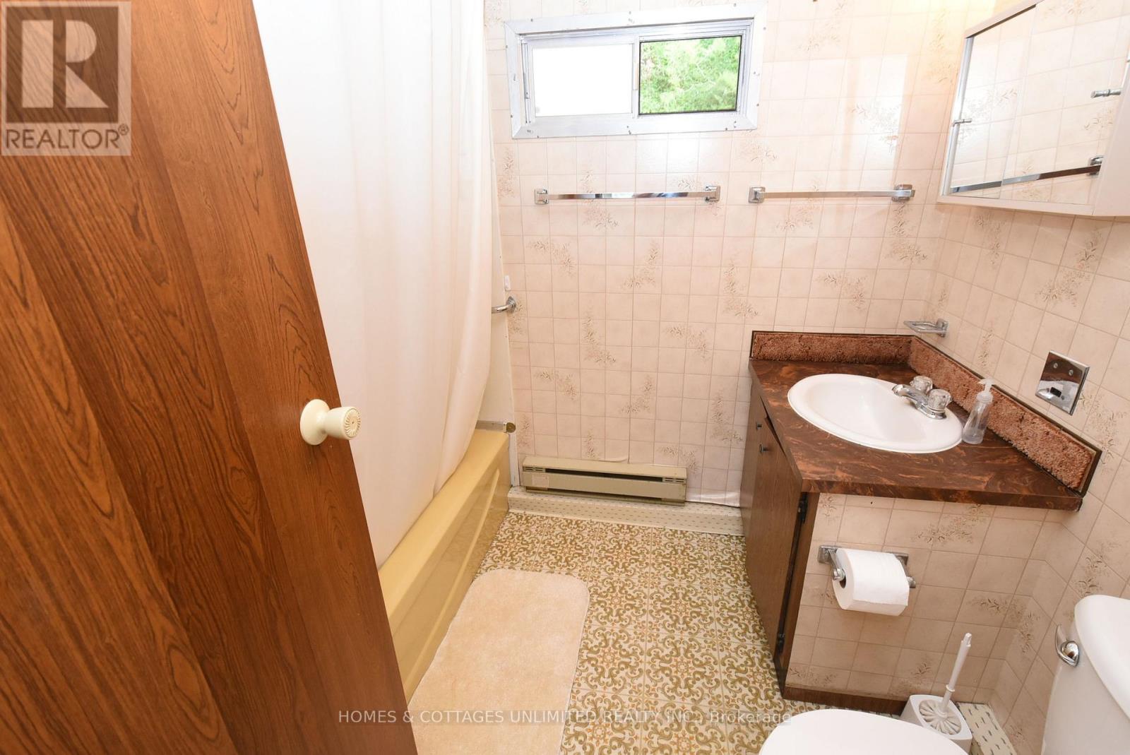1165A PAYNES LANE - Image 32