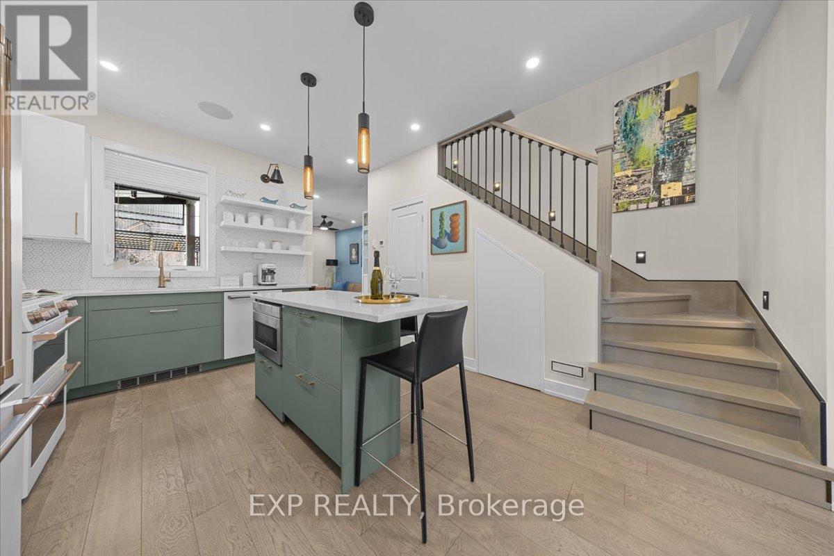 185 DESCHAMPS AVENUE - 11
