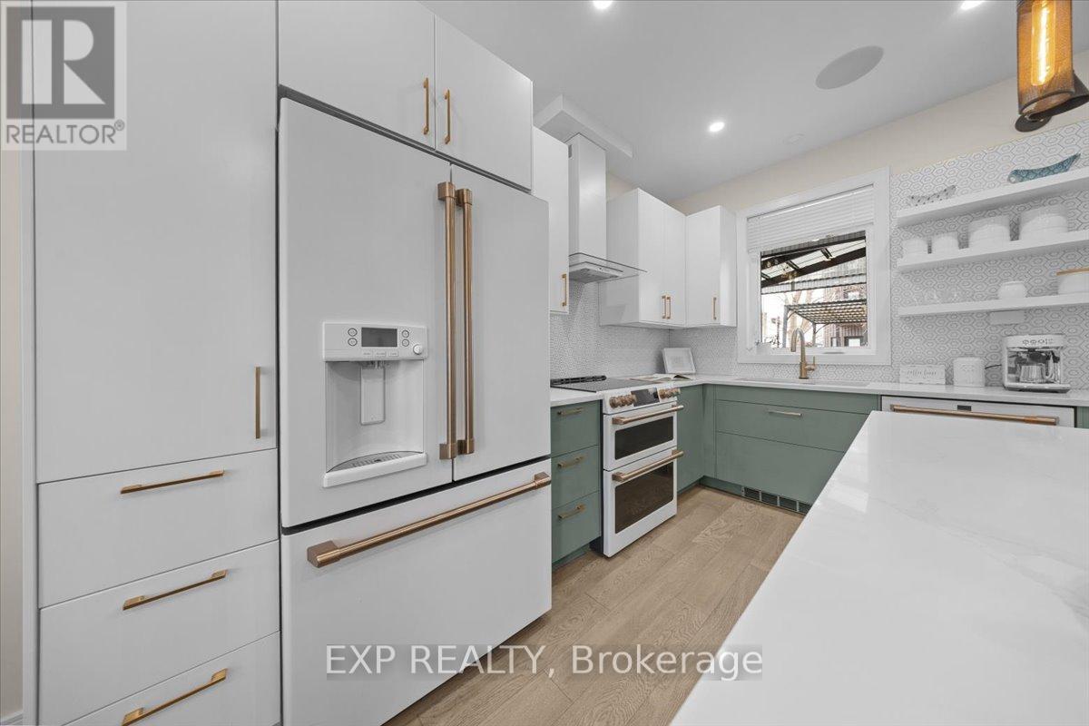 185 DESCHAMPS AVENUE - 13