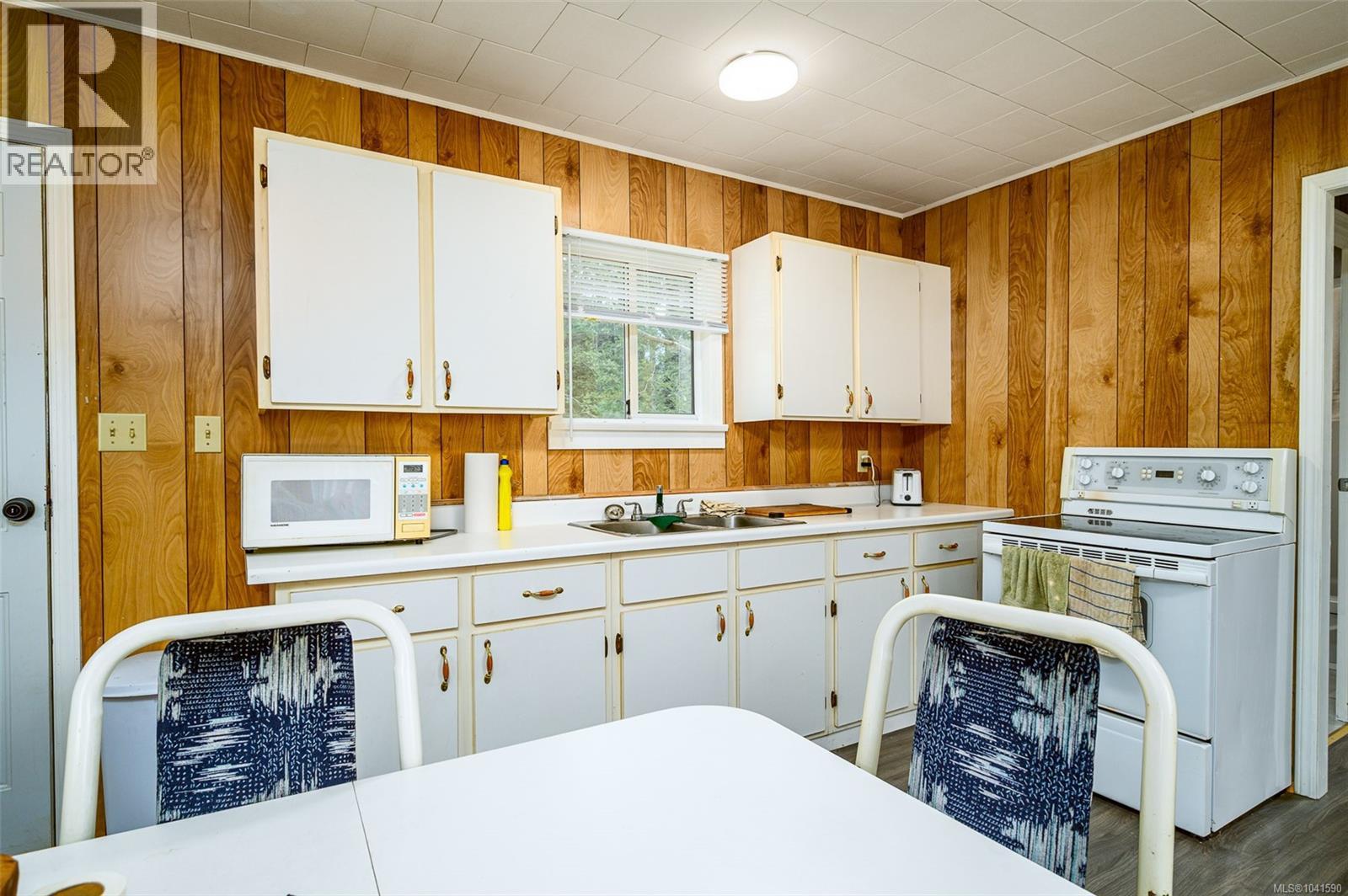 706 Delta Dr - 14