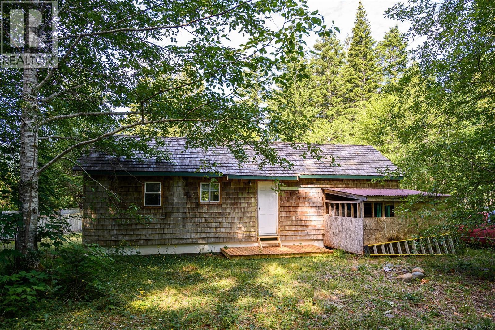 706 Delta Dr - 6