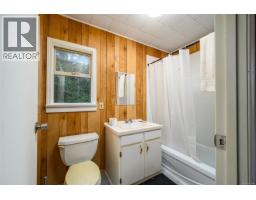 706 Delta Dr, Sayward, BC V0P1R0 Photo 17