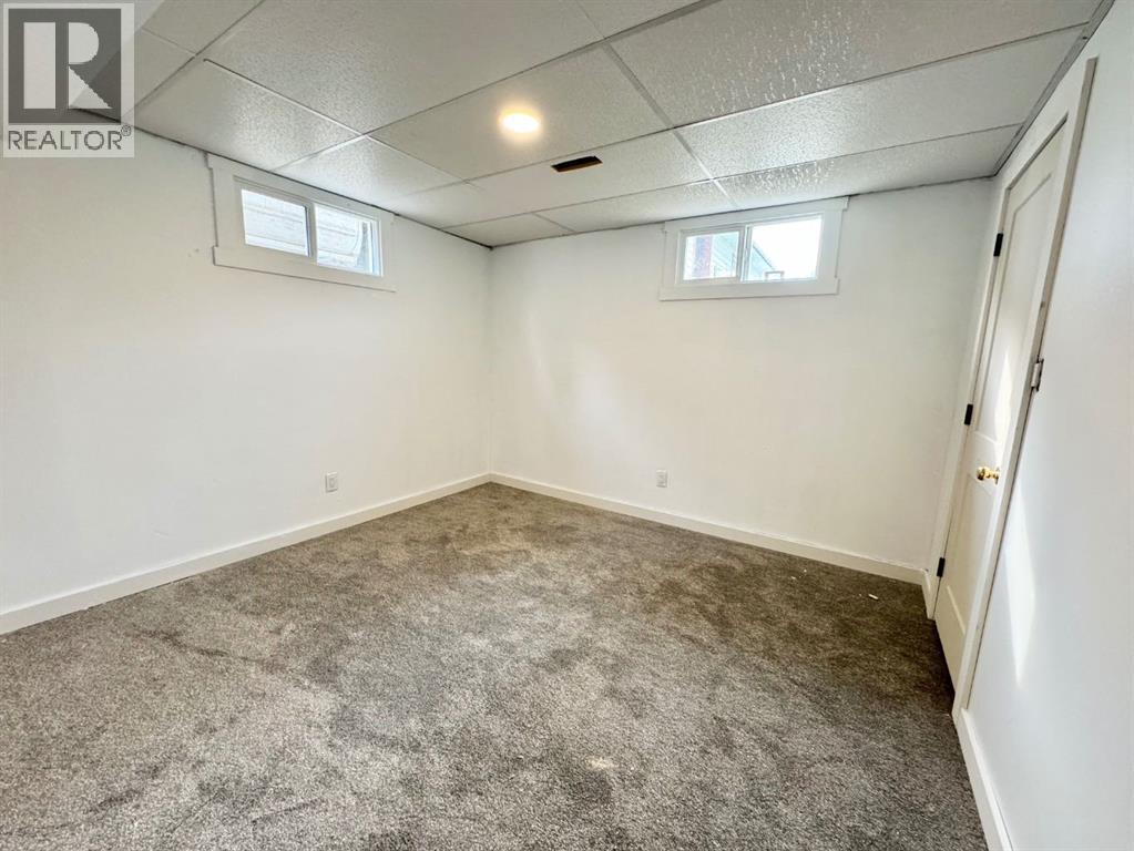 27 Centenial Crescent - 12