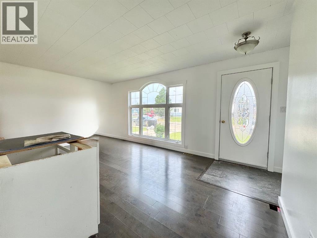 27 Centenial Crescent - 4