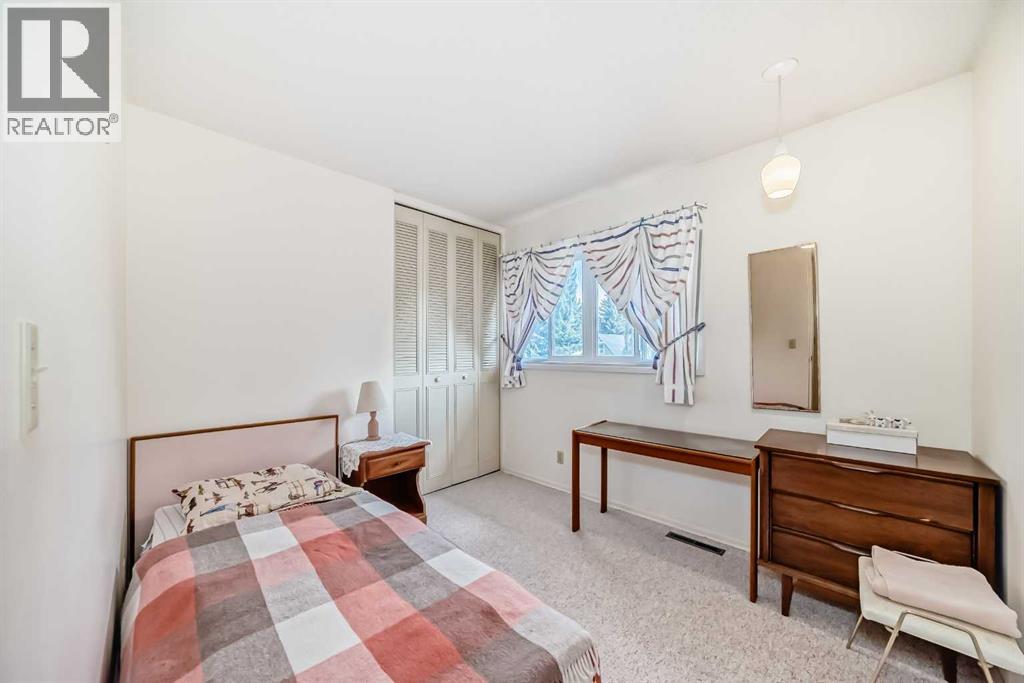 8 Varsdale Place NW - 22