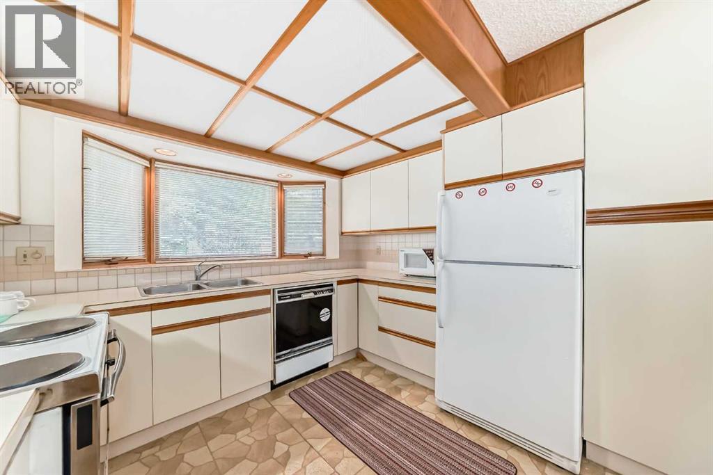 8 Varsdale Place NW - 8