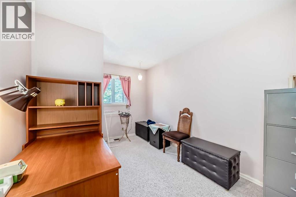 8 Varsdale Place NW - 24