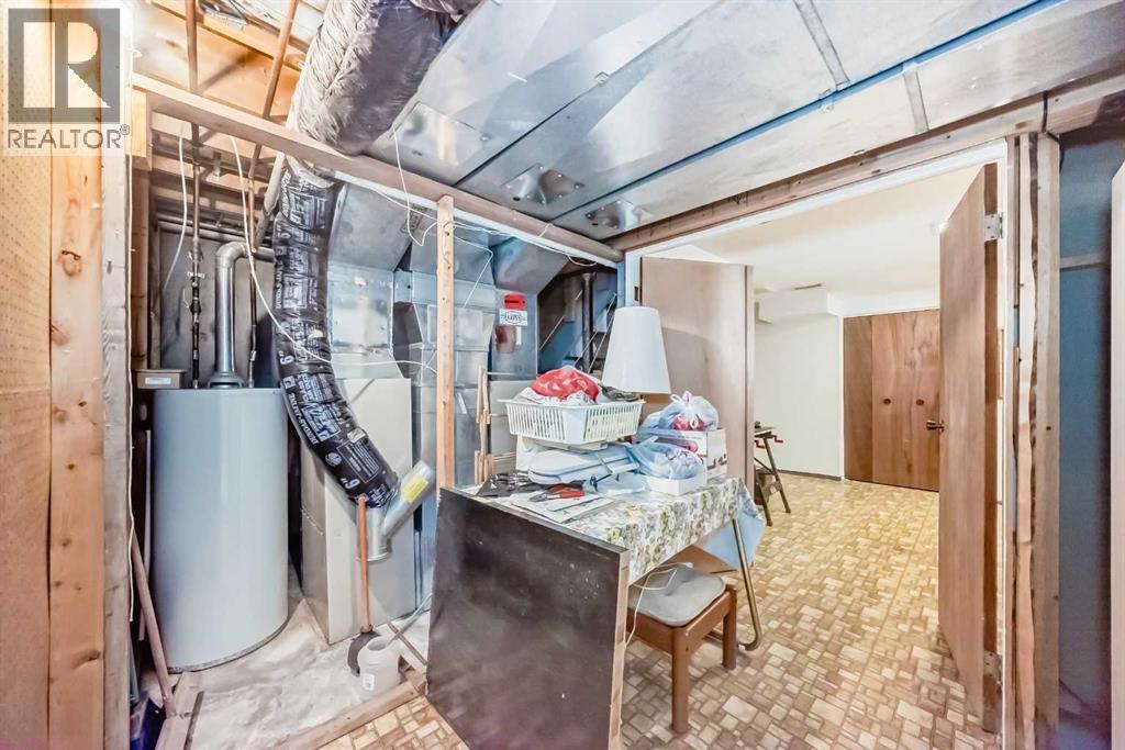8 Varsdale Place NW - 32