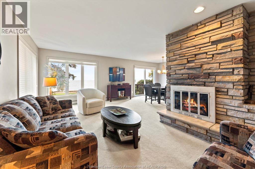 696 Old Tecumseh ROAD - 11