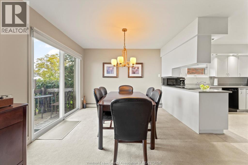 696 Old Tecumseh ROAD - 6
