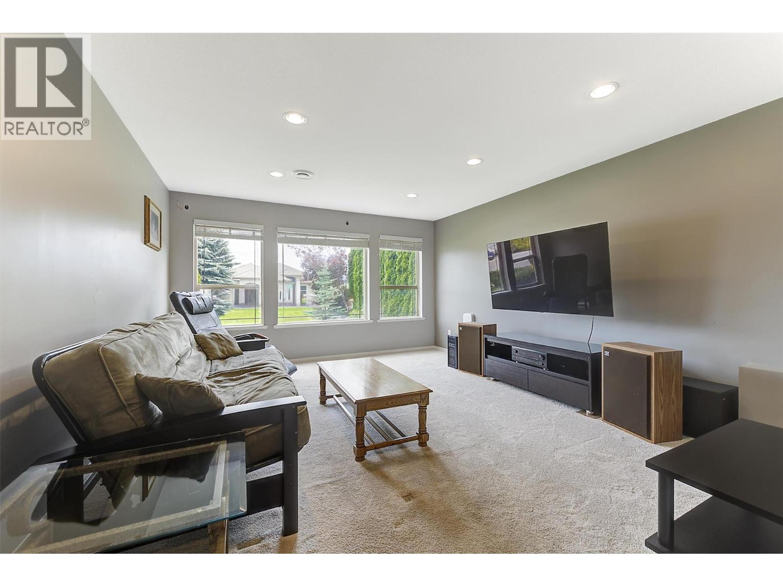 2044 Spyglass Way - 40