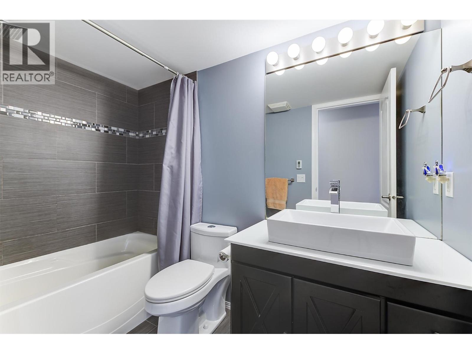 2044 Spyglass Way - 44