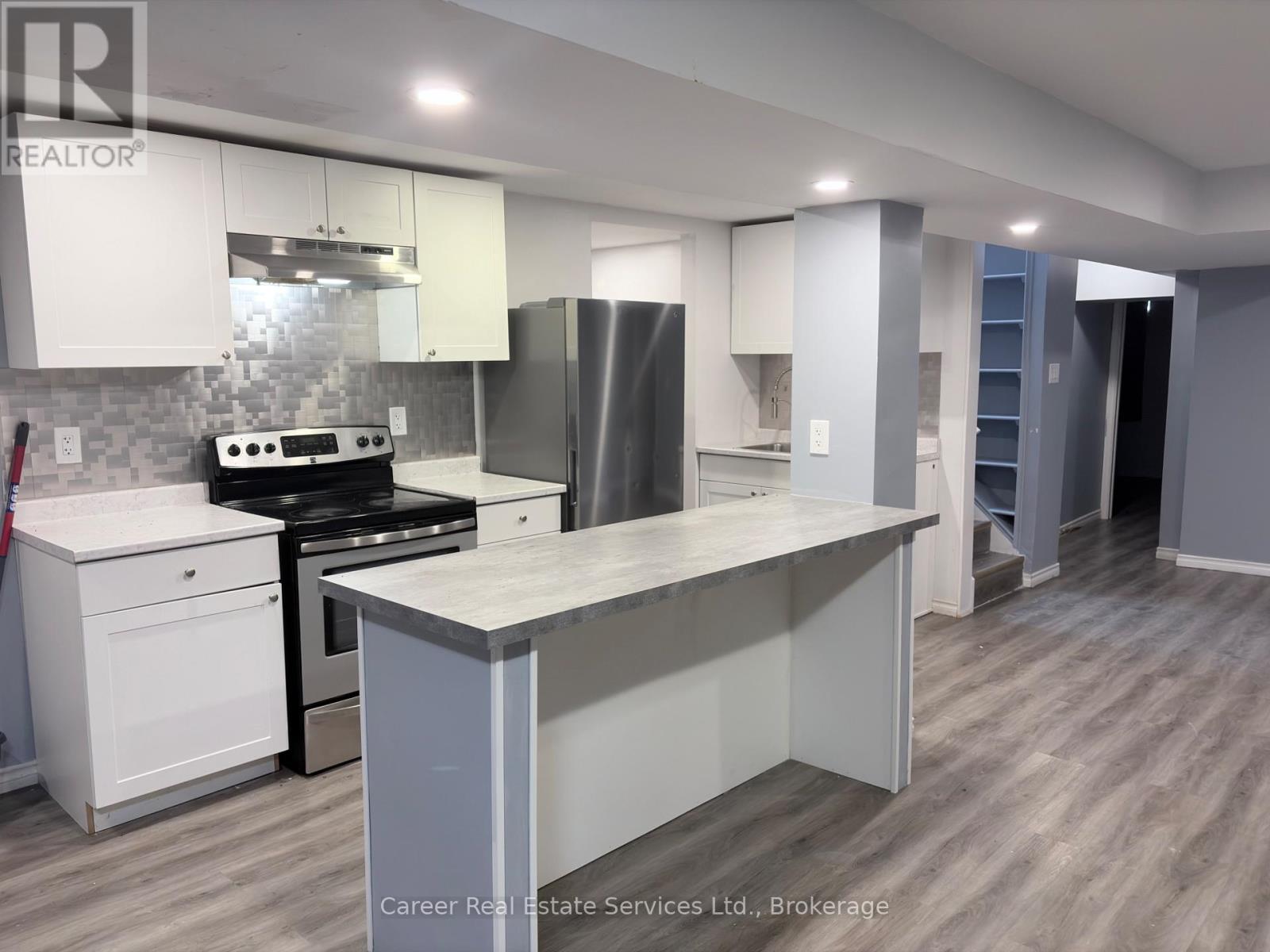 661 EWING STREET - 5