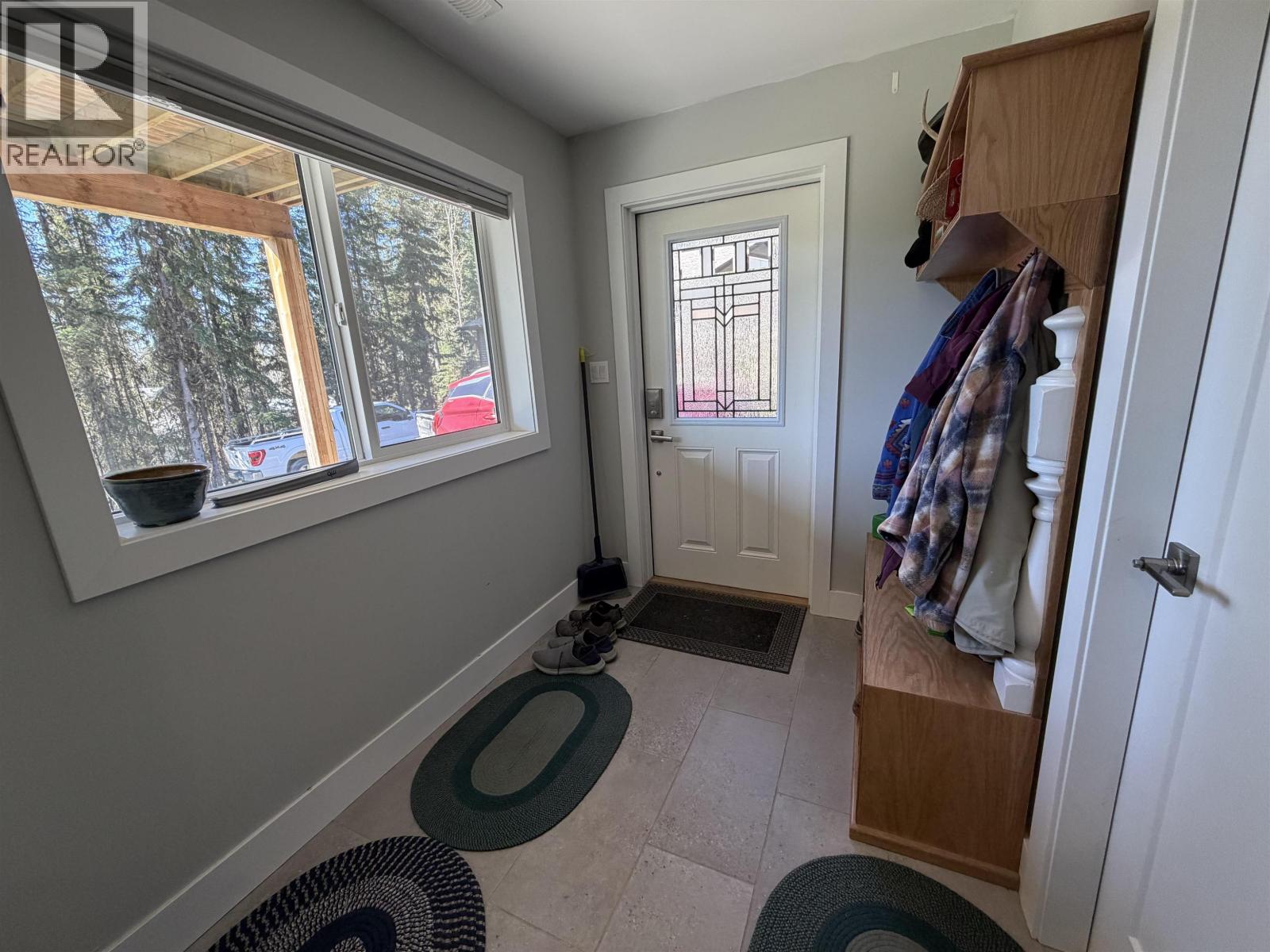 2077 SOMMERVILLE ROAD - 23
