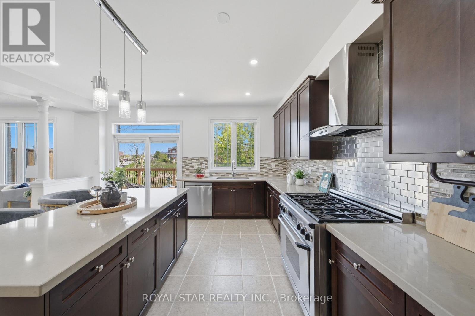75 SKYVALLEY DRIVE - 13
