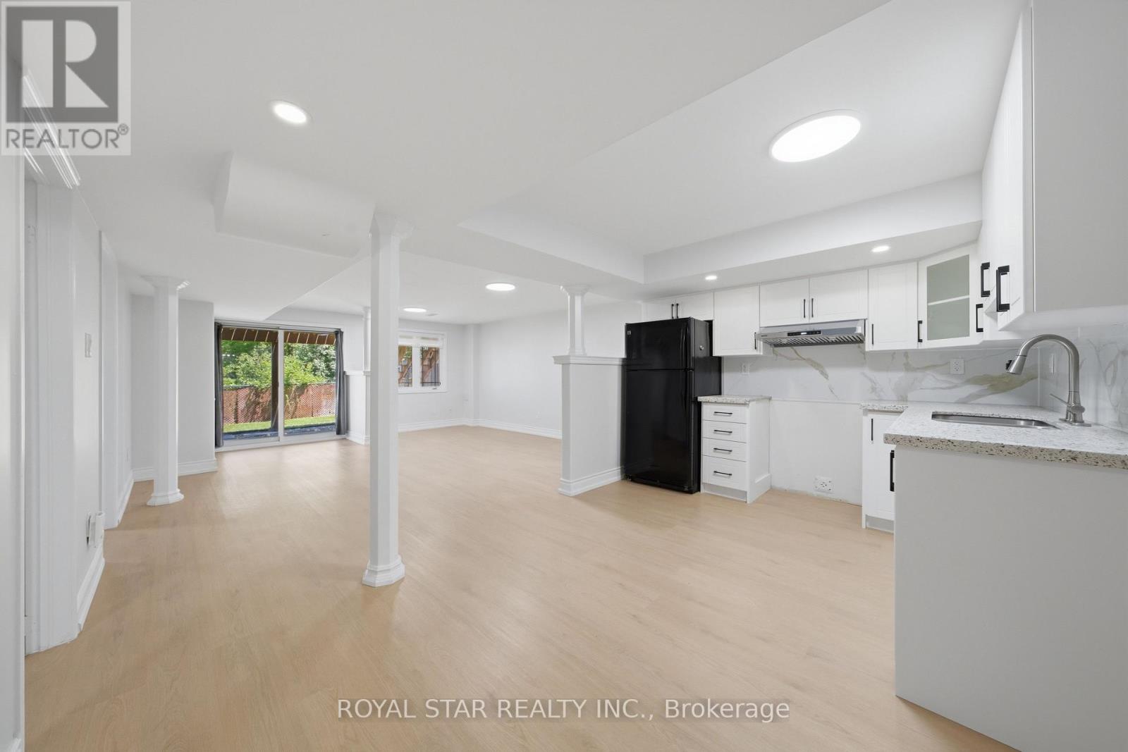 75 SKYVALLEY DRIVE - 33